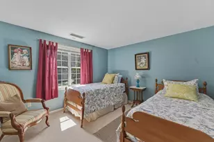 402 Ridgefield Cir, Clinton, MA 01510 - Photo 27