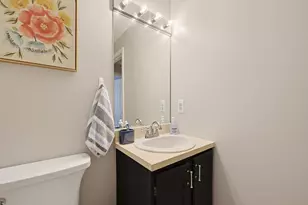 822 Maple Brook Rd, Bellingham, MA 02019 - Photo 17