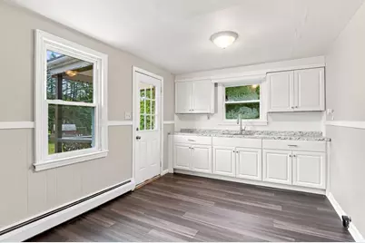 98 Kenberma Road, Worcester, MA 01604 - Photo 17
