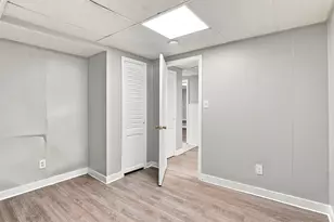 98 Kenberma Rd, Worcester, MA 01604 - Photo 35