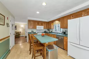 14 Burnside Ln, Merrimac, MA 01860 - Photo 5