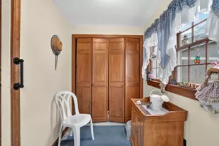 1025 Cherokee St, New Bedford, MA 02745 - Photo 27