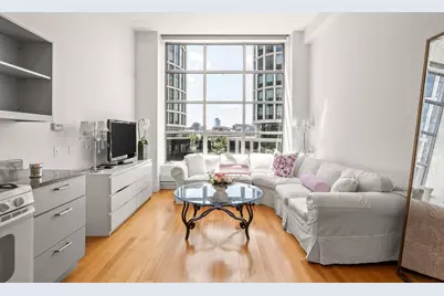 360 Newbury St #402, Boston, MA 02115 - Photo 1