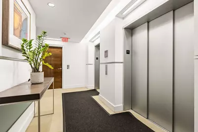 360 Newbury St #402, Boston, MA 02115 - Photo 21