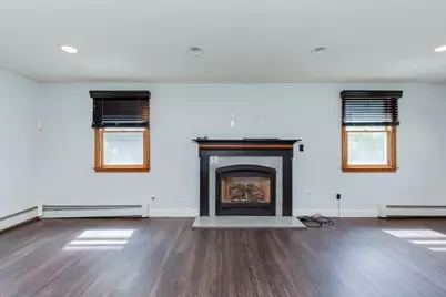 21 Partridge Road, Dracut, MA 01826 - Photo 9