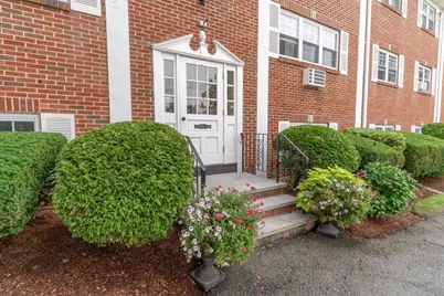 4 Nixon Ln #5, Stoneham, MA 02155 - Photo 11