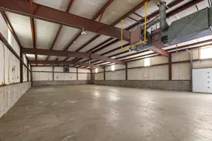 35 Lower Grape St, Chicopee, MA 01020 - Photo 31