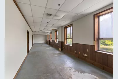 35 Lower Grape St, Chicopee, MA 01020 - Photo 27