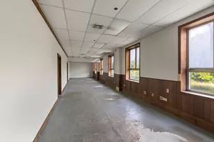 35 Lower Grape St, Chicopee, MA 01020 - Photo 27