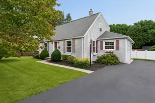 26 Millbury Ave, Millbury, MA 01527 - Photo 1
