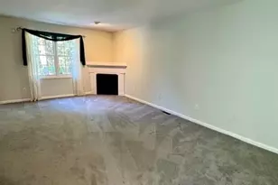 13 Waltham Dr, Plainville, MA 02762 - Photo 11