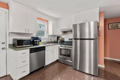 17 Louis Ln #17, Randolph, MA 02368 - Photo 5