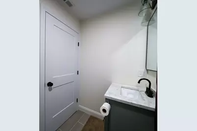 173 Westford St, Lowell, MA 01851 - Photo 23