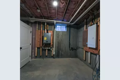 173 Westford St, Lowell, MA 01851 - Photo 39