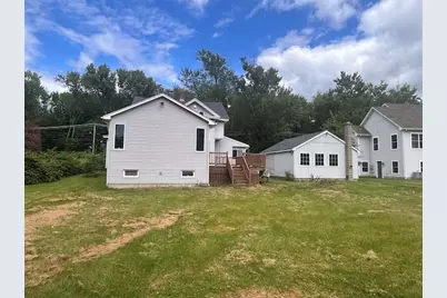 163 Morgan St, South Hadley, MA 01075 - Photo 5