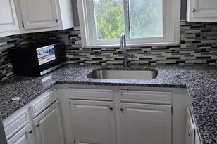 42 Mott, Fall River, MA 02721 - Photo 3
