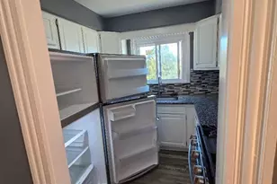 42 Mott, Fall River, MA 02721 - Photo 3