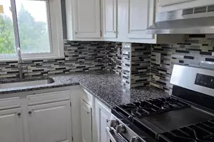 42 Mott, Fall River, MA 02721 - Photo 5