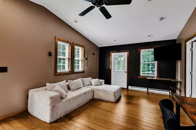 6 Pitcairn Ave, Leicester, MA 01524 - Photo 9