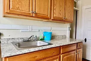 15-19 Litchfield St, Springfield, MA 01108 - Photo 21