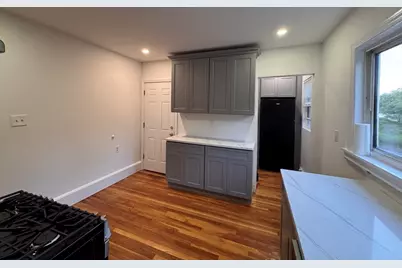 40 School Ln #1, Watertown, MA 02472 - Photo 5