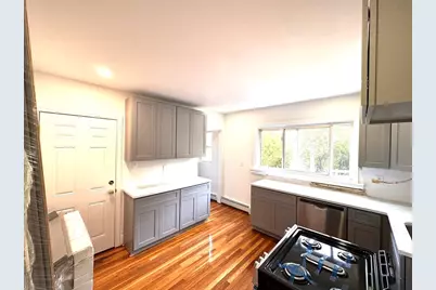 40 School Ln #1, Watertown, MA 02472 - Photo 3