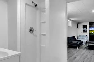 12 Clifford St, Boston, MA 02136 - Photo 23