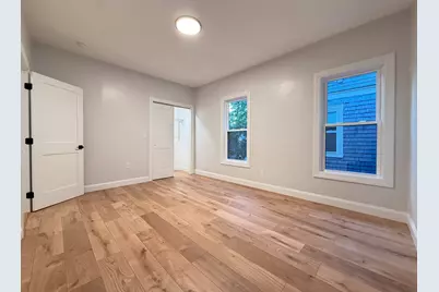 16 Willow Ave #2, Somerville, MA 02144 - Photo 5