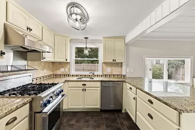 3 Thoreau Dr, Barnstable, MA 02632 - Photo 9