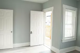 105 Clarendon St, Fitchburg, MA 01420 - Photo 13
