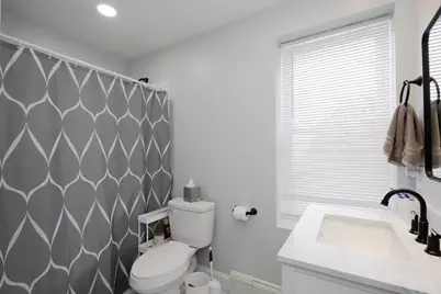 173 Central Ave, New Bedford, MA 02745 - Photo 11