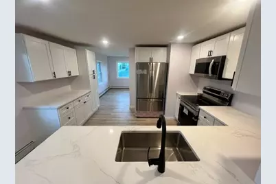 27 Dubois St, Springfield, MA 01151 - Photo 7