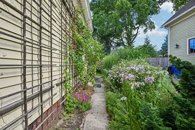 21 Elm St, Maynard, MA 01754 - Photo 33