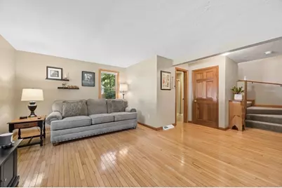 11 Rustic Drive, Northborough, MA 01532 - Photo 5