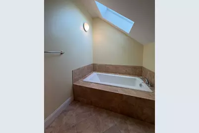 38 Courtyard Pl #38, Lexington, MA 02420 - Photo 13