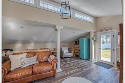 28 Fairview Ave, Brockton, MA 02301 - Photo 13