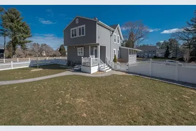 28 Fairview Ave, Brockton, MA 02301 - Photo 3