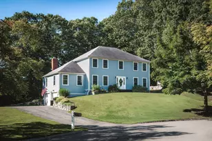 4 Chestnut St, Ipswich, MA 01938 - Photo 1