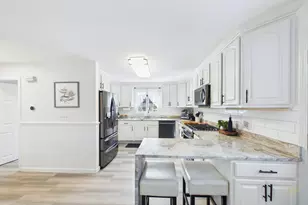 968 Osgood St, New Bedford, MA 02745 - Photo 17