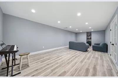1 Lincoln Ct, Medfield, MA 02052 - Photo 31