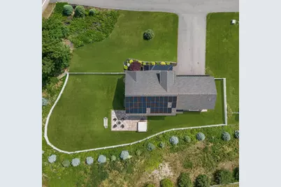 1 Lincoln Ct, Medfield, MA 02052 - Photo 3