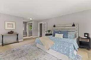 90 Silver St, Randolph, MA 02368 - Photo 17