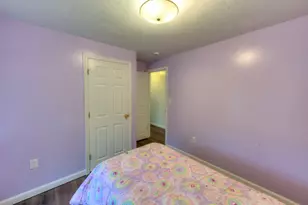 4 Matteo St, Worcester, MA 01606 - Photo 17
