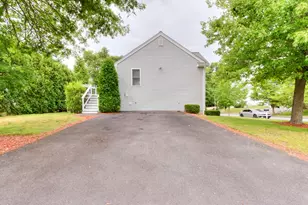 4 Matteo St, Worcester, MA 01606 - Photo 35