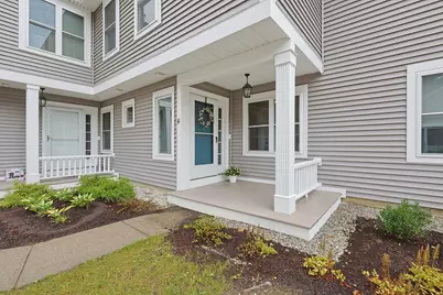 4 Oak Ct #4, Rockland, MA 02370 - Photo 1