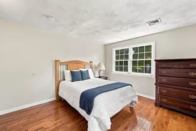 24 Richardson St, Winchester, MA 01890 - Photo 27