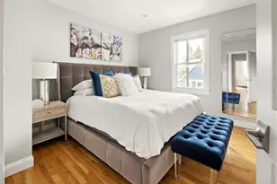 30 Oakland St, Newton, MA 02458 - Photo 9