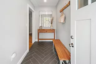 30 Oakland St, Newton, MA 02458 - Photo 21