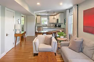 32 Oakland St, Newton, MA 02458 - Photo 5