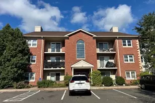 32 Maple Crest Cir, Holyoke, MA 01040 - Photo 1